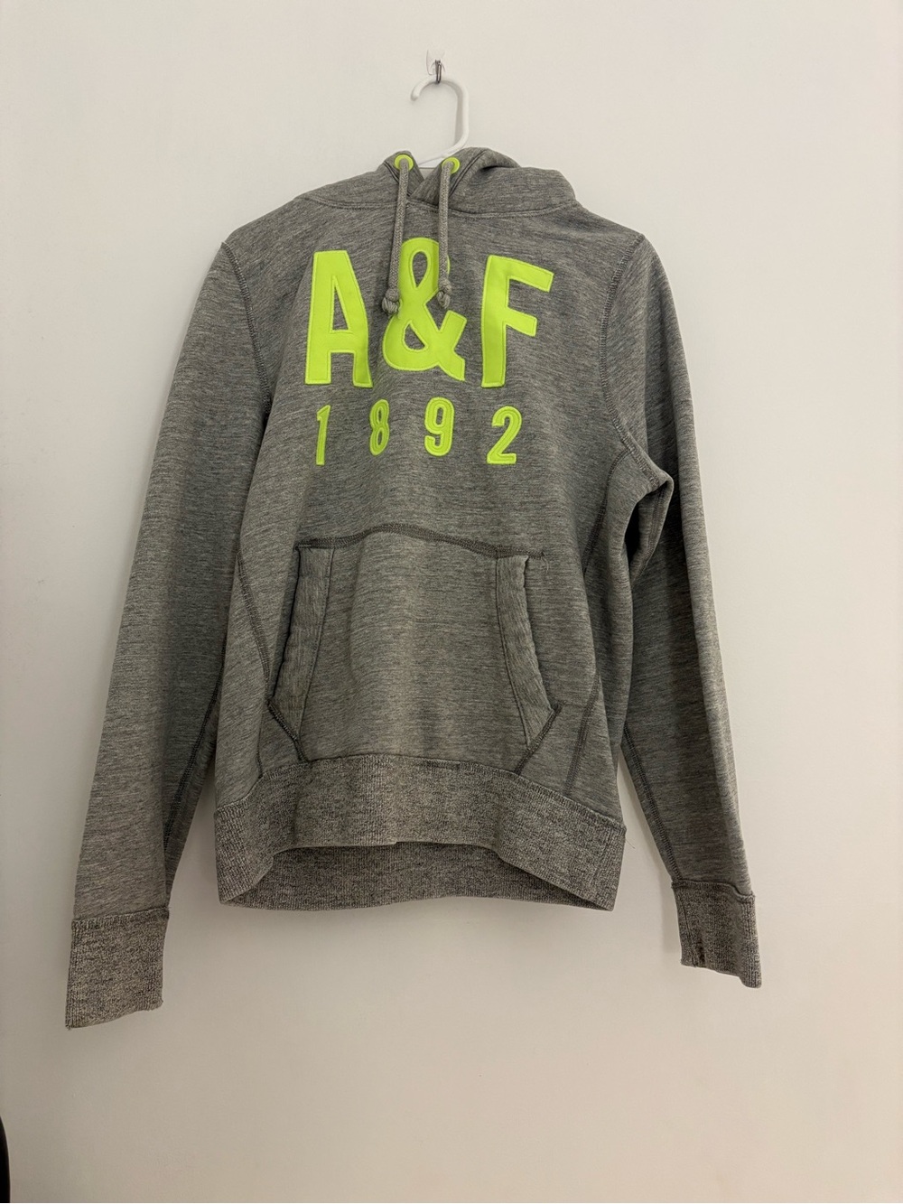 Men’s Abercrombie & Fitch Gray Hooded Sweatshirt with Neon Yellow Logo Size L